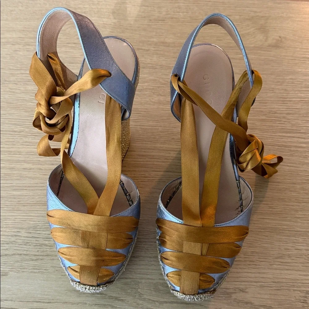 Gucci Gold Wedges - Picture 2 of 7